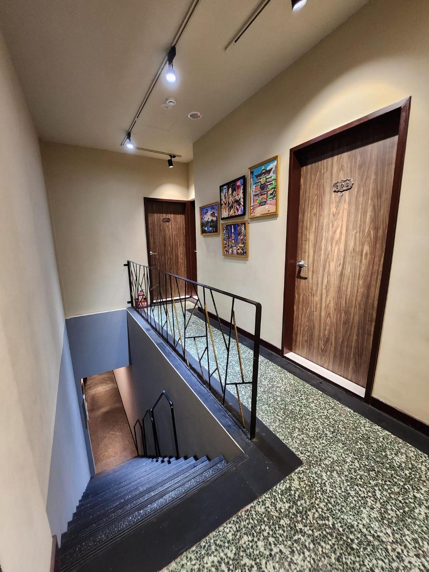 Swf淡水新五福旅館 Sinwufu Hotel Экстерьер фото