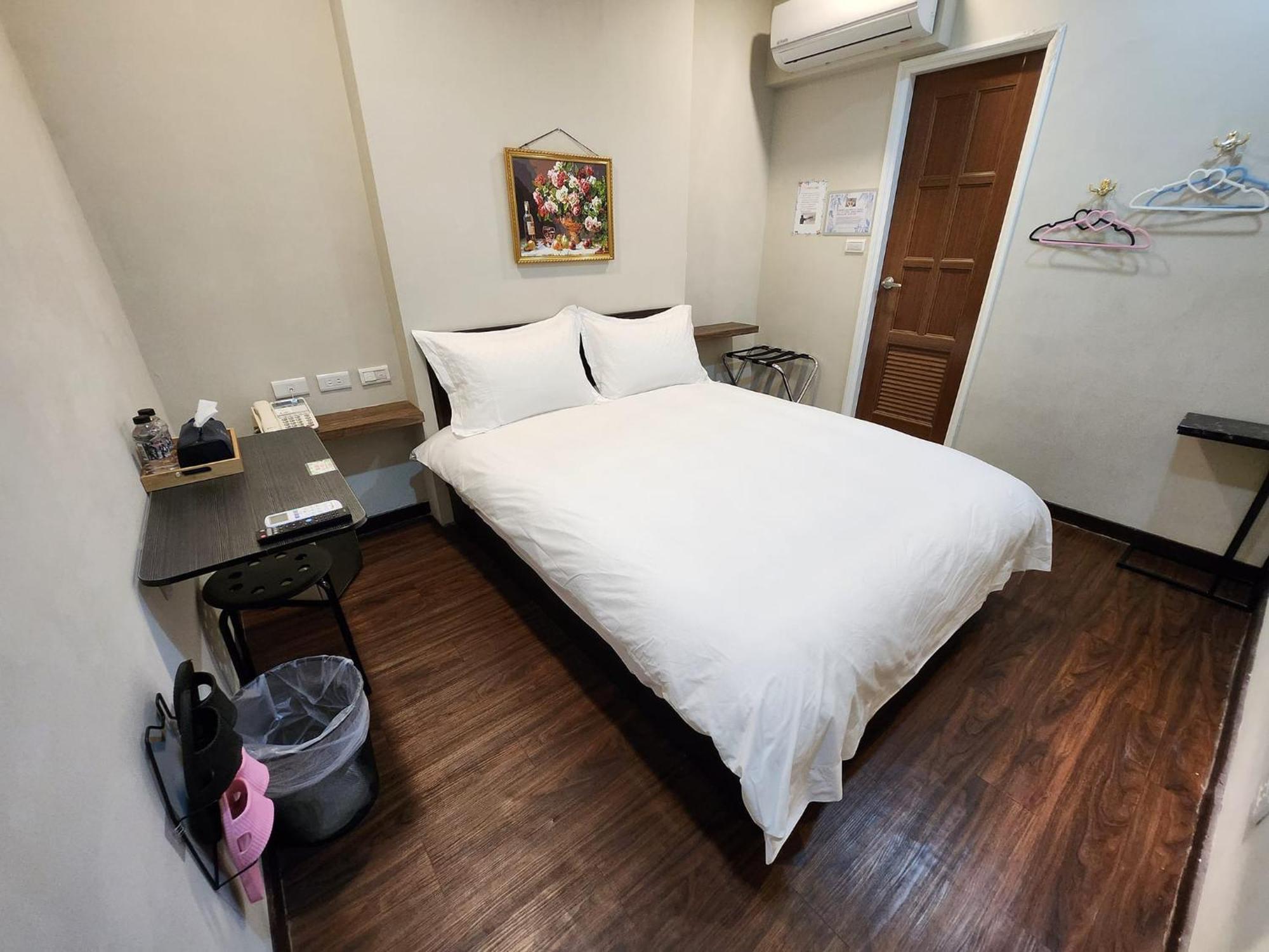 Swf淡水新五福旅館 Sinwufu Hotel Экстерьер фото